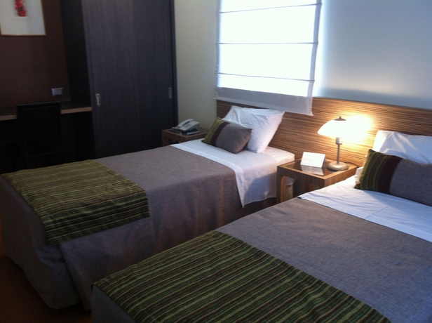 Imagen de la habitación del Hotel Rq Bosque Tobalaba. Foto 2