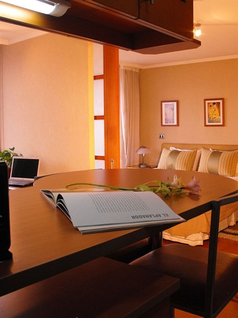 Imagen de los interiores del Hotel Rq Providencia. Foto 14