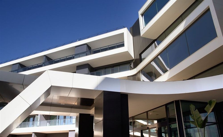 Imagen de los exteriores del Hotel Rr Alvor Baía Resort. Foto 7