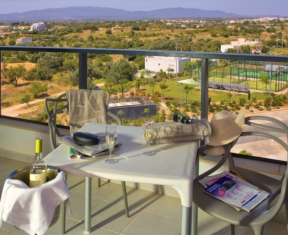 Imagen de la habitación del Hotel Rr Alvor Baía Resort. Foto 5