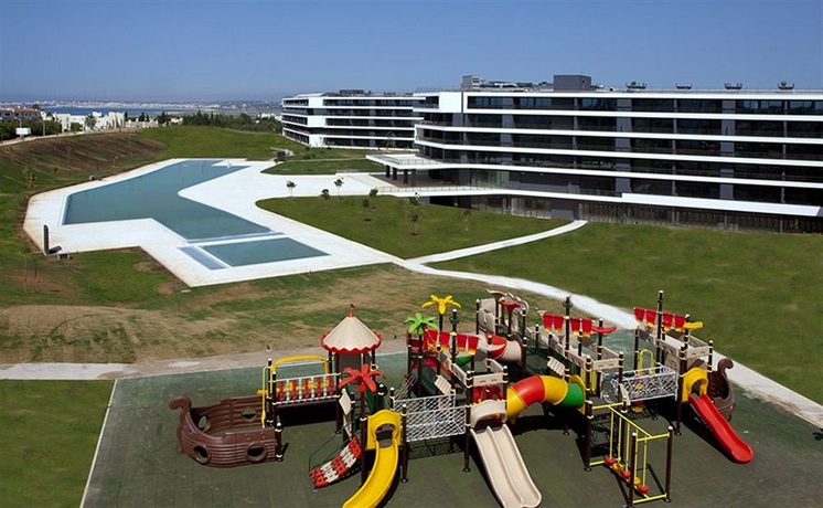 Imagen de los exteriores del Hotel Rr Alvor Baía Resort. Foto 9