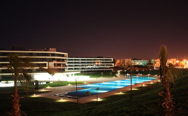 Imagen de los exteriores del Hotel Rr Alvor Baía Resort. Foto 10
