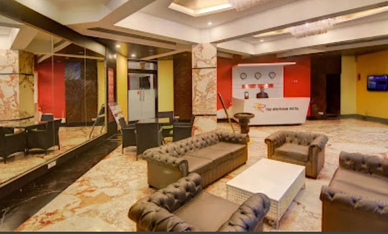 Imagen de los interiores del Hotel Rr Suites - Near Lodha Xperia Mall. Foto 6