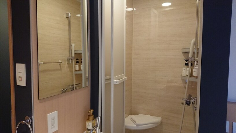 Imagen de la habitación del Hotel R's Forest Inn. Foto 20