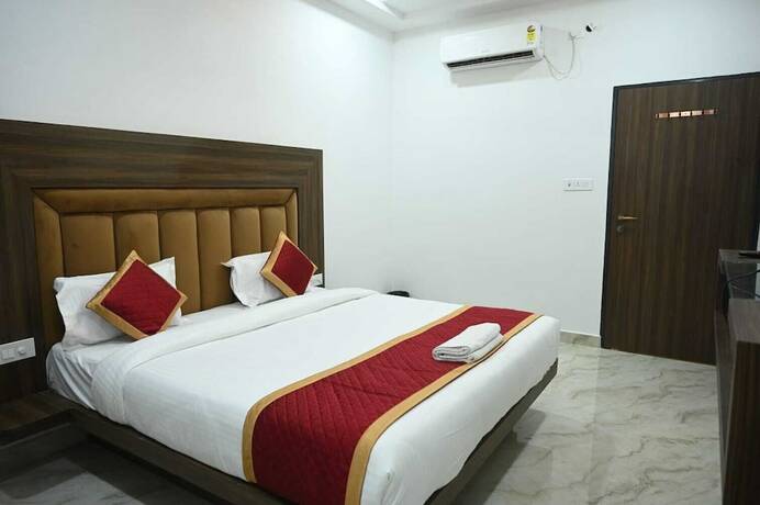 Imagen de la habitación del Hotel Rs Inn. Foto 8