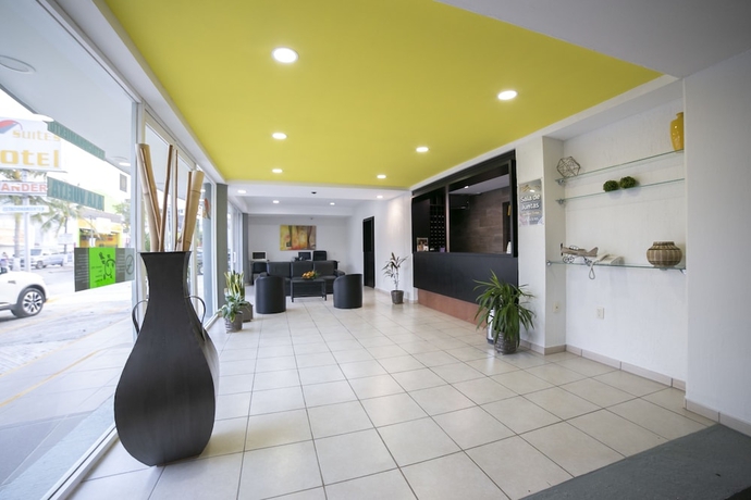 Imagen de los interiores del Hotel Rs Suites. Foto 18