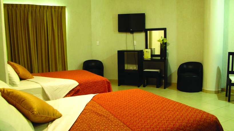 Imagen de la habitación del Hotel Rs Suites. Foto 8