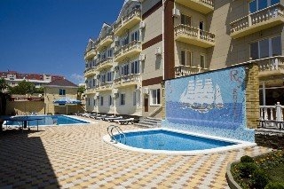 Imagen de la piscina del Hotel Rs-royal. Foto 9