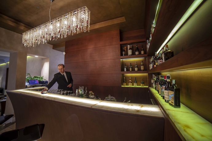 Imagen del bar/restaurante del Hotel Rua Frati 48 In San Francesco. Foto 6