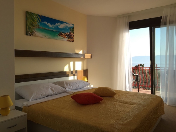 Imagen de la habitación del Hotel Ruža, Novi Vinodolski. Foto 18