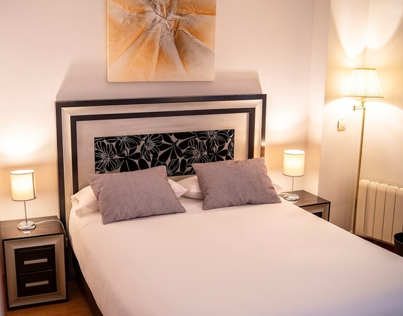 Imagen de la habitación del Hotel Rúa Salamanca. Foto 16