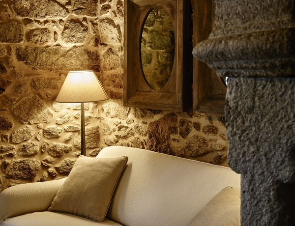 Imagen de los interiores del Hotel R&uacute;stico Lugar Do Cotari&ntilde;o. Foto 15