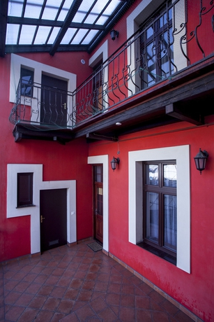 Imagen de los exteriores del Hotel Rubens Guest House. Foto 9