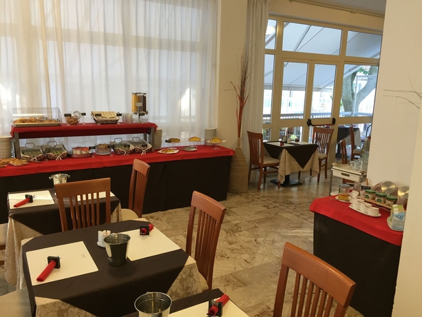 Imagen del bar/restaurante del Hotel Rubens, Rimini. Foto 5