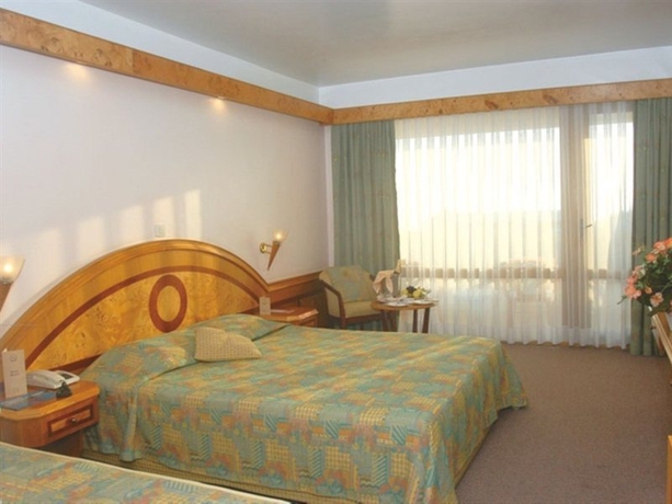Imagen general del Hotel Rubi, AVSALLAR. Foto 1