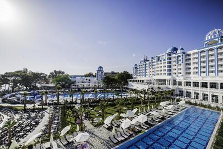 Imagen general del Hotel Rubi Platinium Spa resort & suite. Foto 1