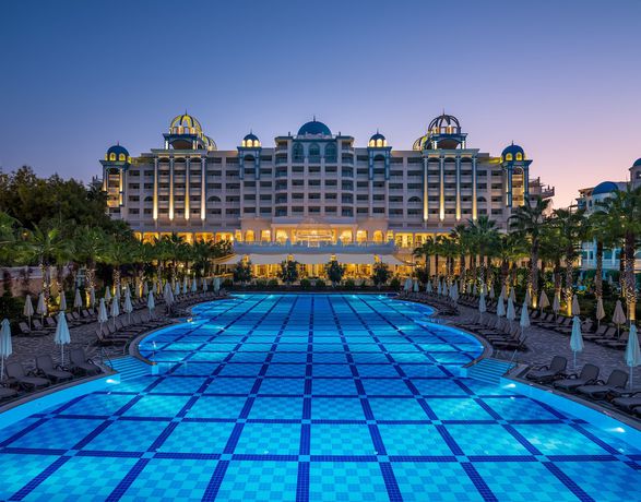 Imagen general del Hotel Rubi Platinum Spa Resort And Suites - All Inclusive. Foto 1