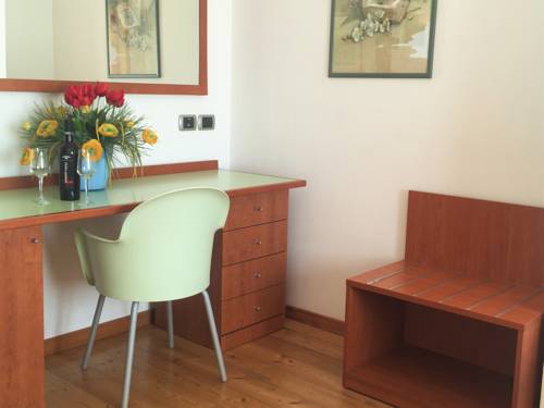 Imagen de la habitación del Hotel Rubicone. Foto 4