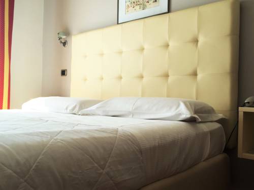 Imagen de la habitación del Hotel Rubicone. Foto 8