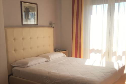 Imagen de la habitación del Hotel Rubicone. Foto 11