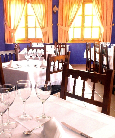 Imagen del bar/restaurante del Hotel Rubielos. Foto 4