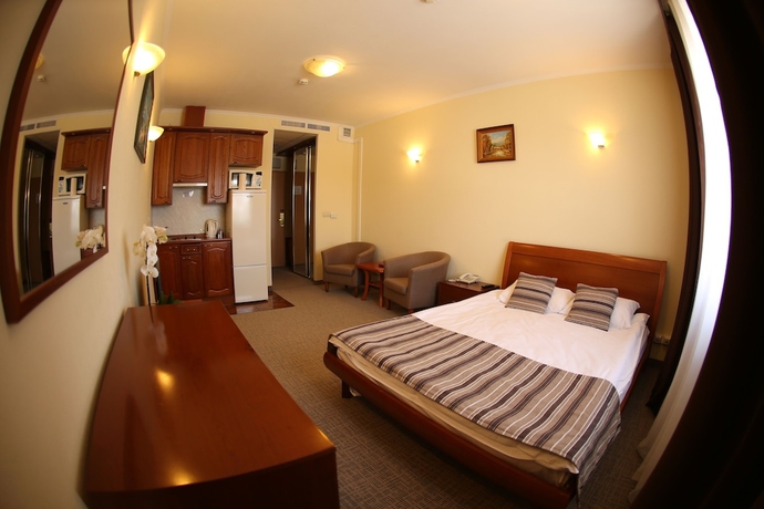 Imagen de la habitación del Hotel Rubin. Foto 4