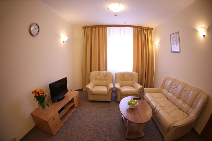 Imagen de la habitación del Hotel Rubin. Foto 8