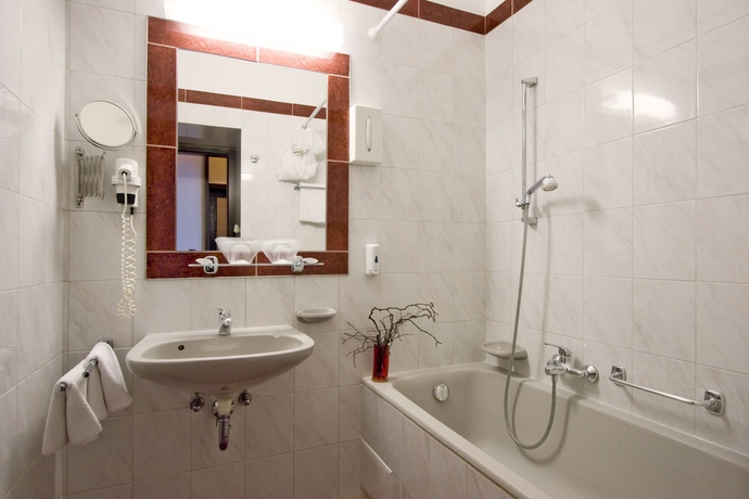 Imagen de la habitación del Hotel Rubin Wellness and Conference. Foto 2