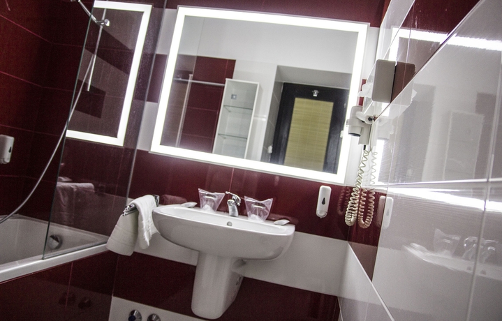 Imagen de la habitación del Hotel Rubin Wellness and Conference. Foto 9