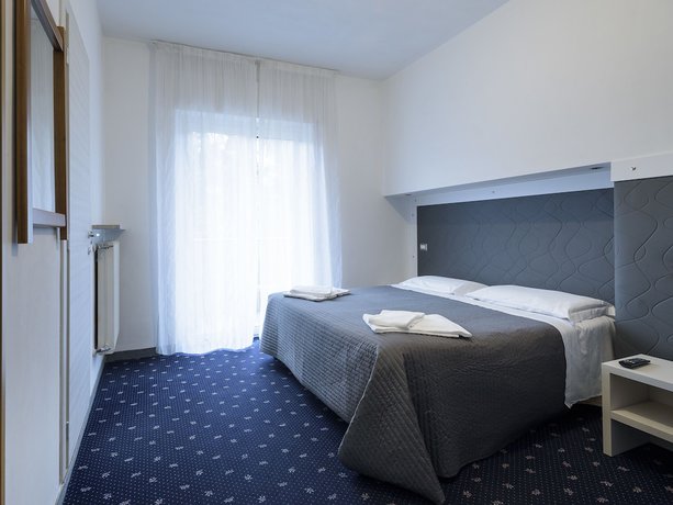 Imagen de la habitación del Hotel Rubino. Foto 7