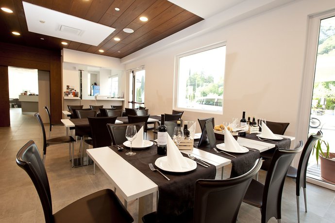 Imagen de los interiores del Hotel Rubino, Nago. Foto 20