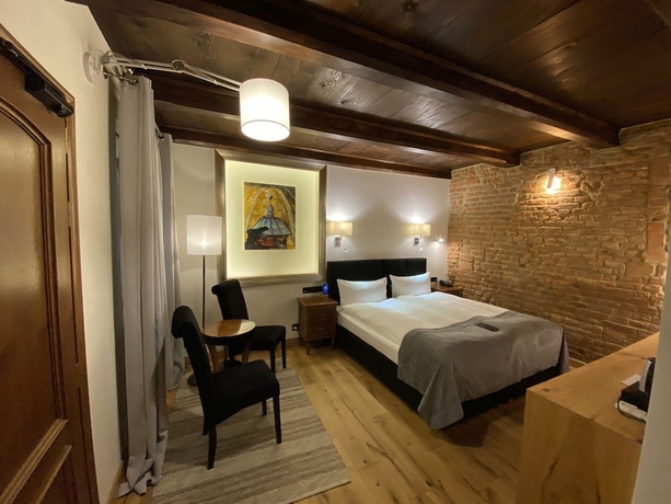 Imagen de la habitación del Hotel Rubinstein. Foto 7