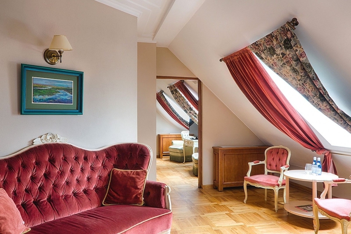 Imagen de la habitación del Hotel Rubinstein. Foto 15