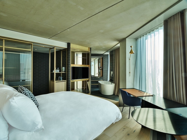 Imagen de la habitación del Hotel Ruby Emma Amsterdam. Foto 15