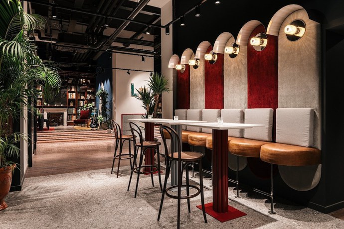 Imagen del bar/restaurante del Hotel Ruby Lilou Marseille by IHG. Foto 1