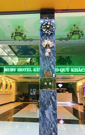 Imagen de los interiores del Hotel Ruby, Phuc Yen. Foto 34