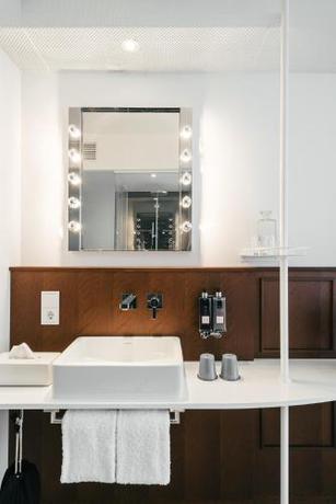 Imagen general del Hotel Ruby Stella London. Foto 12