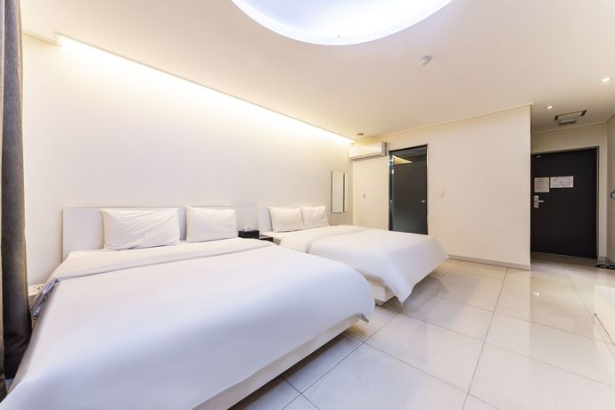 Imagen de la habitación del Hotel Ruby Tourist Wolmido. Foto 5