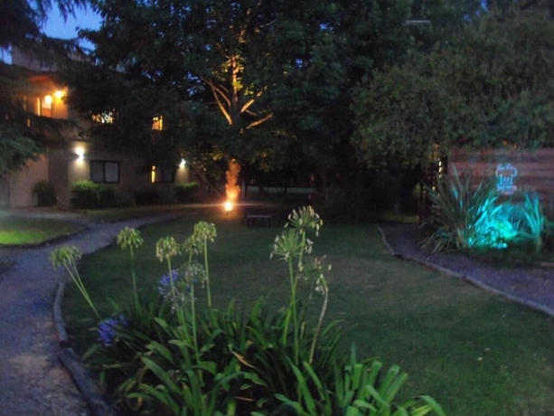 Imagen de los exteriores del Hotel Ruca Lemu. Foto 14