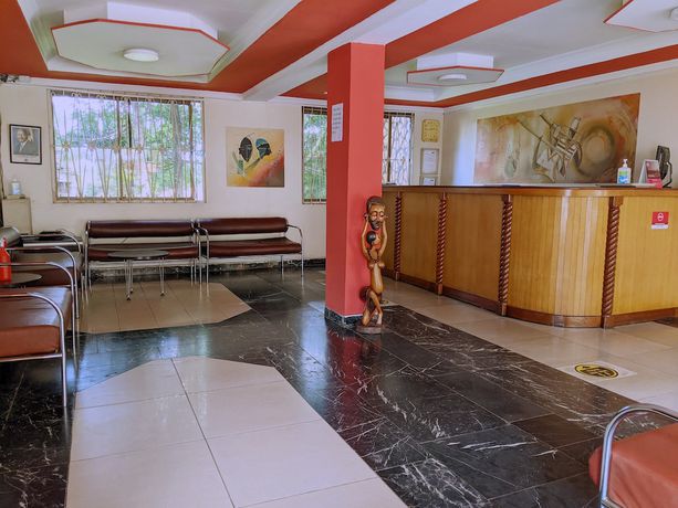 Imagen de los interiores del Hotel Ruch. Foto 20