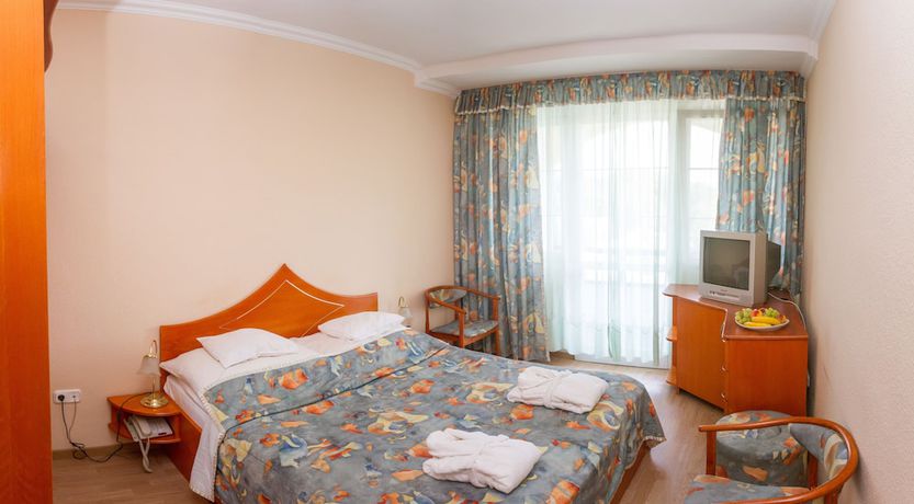 Imagen de la habitación del Hotel Rudolf Hajd&uacute;szoboszl&oacute;. Foto 8