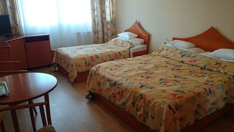 Imagen de la habitación del Hotel Rudolf Hajd&uacute;szoboszl&oacute;. Foto 10