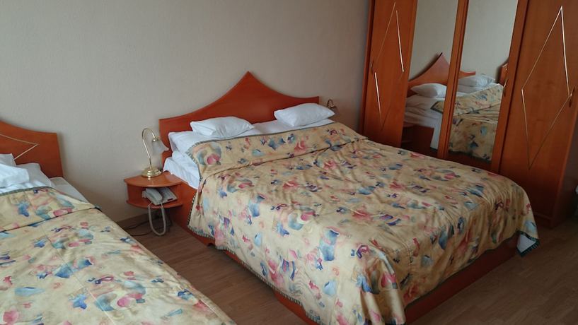 Imagen de la habitación del Hotel Rudolf Hajd&uacute;szoboszl&oacute;. Foto 13