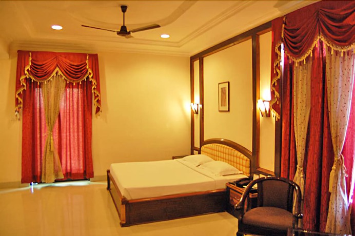 Imagen de la habitación del Hotel Rudra Continental Rudrapur. Foto 13