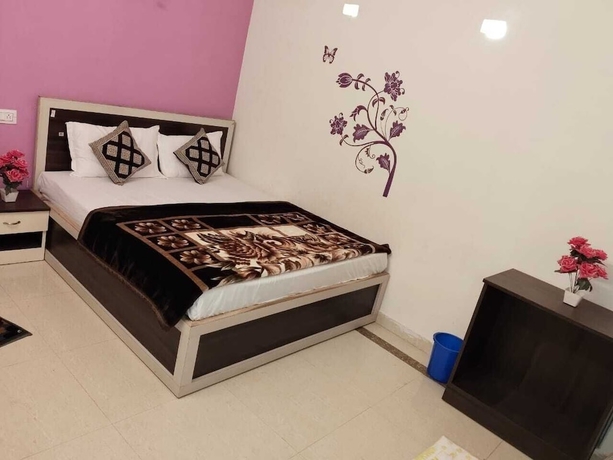 Imagen de la habitación del Hotel Rudra Guest House. Foto 4