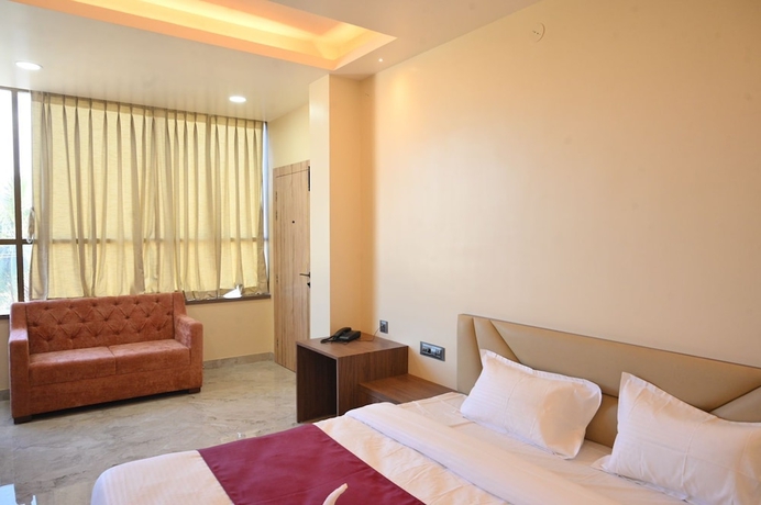 Imagen de la habitación del Hotel Rudra, Guwahati. Foto 8