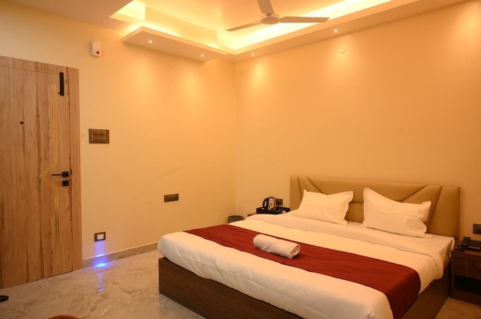 Imagen de la habitación del Hotel Rudra, Guwahati. Foto 10
