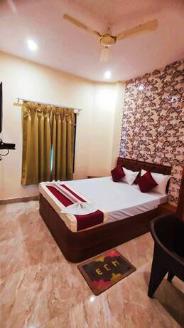 Imagen de la habitación del Hotel Rudra Paradise. Foto 17