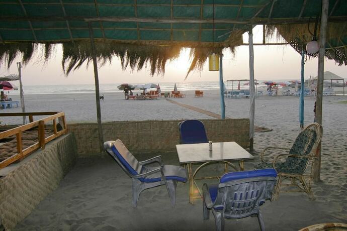 Imagen general del Hotel Rudra The Sandy Beach Resort. Foto 14
