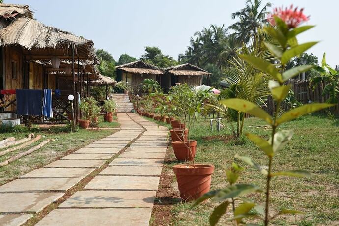 Imagen general del Hotel Rudra The Sandy Beach Resort. Foto 16